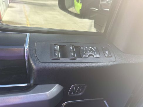 Used 2019 Ford F250 Platinum w/ Platinum Ultimate Package image 19