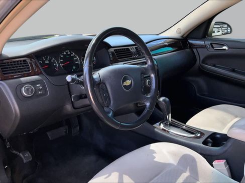Used 2012 Chevrolet Impala LT FWD image 15