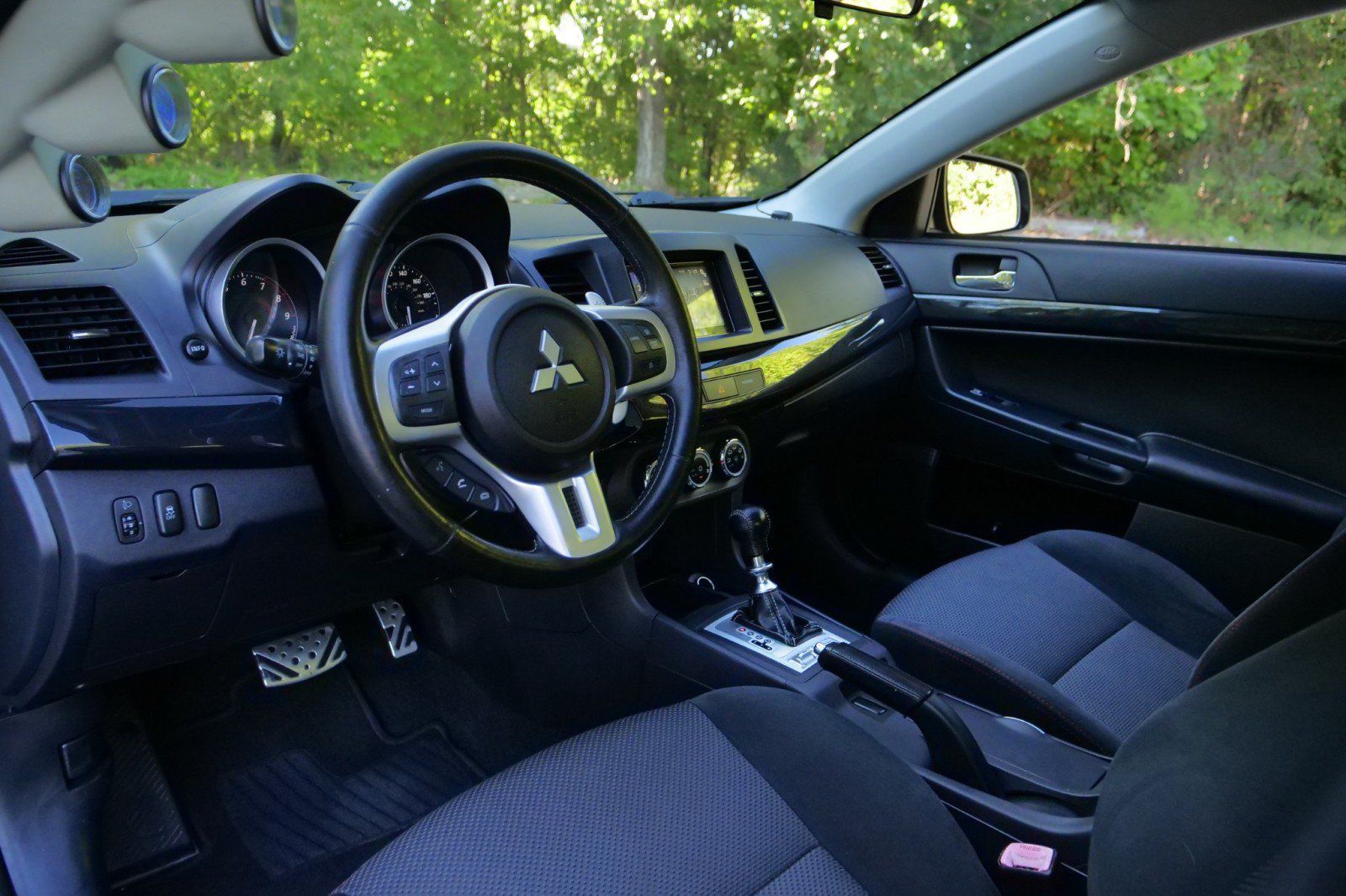 Used 2013 Mitsubishi Lancer Evolution MR AWD/4WD image 2