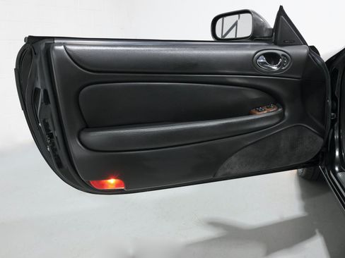 Used 2001 Jaguar XK8 Convertible RWD image 64