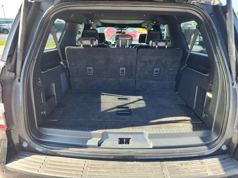Used 2022 Ford Expedition Max Platinum AWD/4WD image 6
