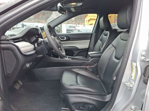 Used 2024 Jeep Compass Limited AWD/4WD image 14