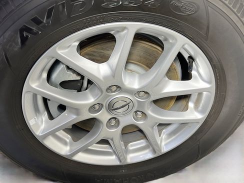 Used 2024 Chrysler Pacifica Touring-L FWD image 14