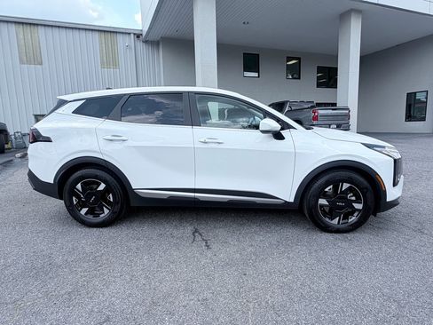 Used 2026 Kia Sportage LX FWD image 4