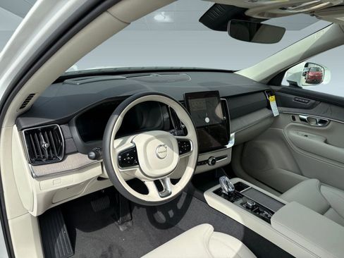 New 2026 Volvo XC90 B6 Ultra image 4