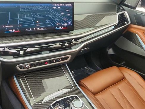 Used 2024 BMW X5 M60i image 44