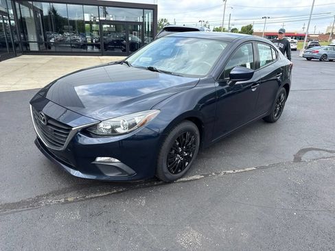 Used 2016 MAZDA MAZDA3 i Sport FWD image 44