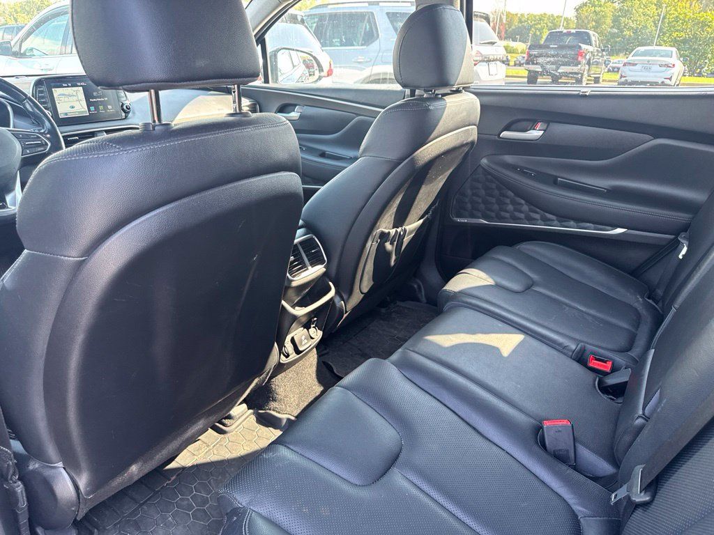 Used 2020 Hyundai Santa Fe Limited FWD image 9