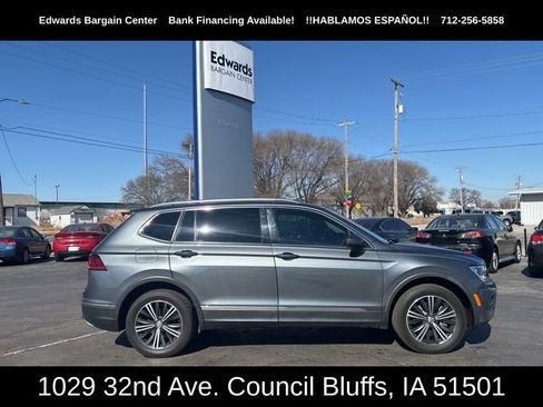 Used 2019 Volkswagen Tiguan SEL image 1
