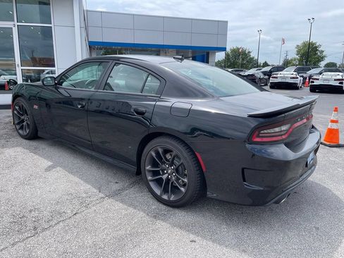 Used 2020 Dodge Charger Scat Pack w/ Navigation & Travel Group RWD image 4