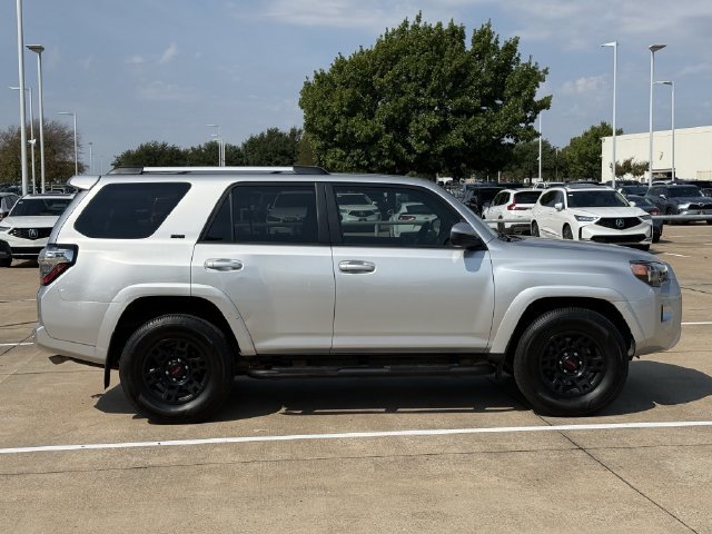 Used 2022 Toyota 4Runner SR5 RWD image 3
