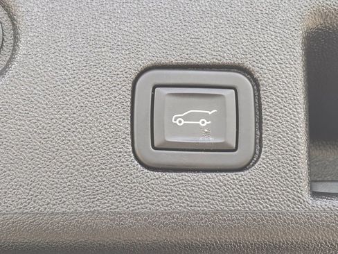Used 2024 Chevrolet Equinox LT AWD/4WD image 28