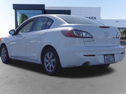 Used 2013 MAZDA MAZDA3 i SV FWD image 5