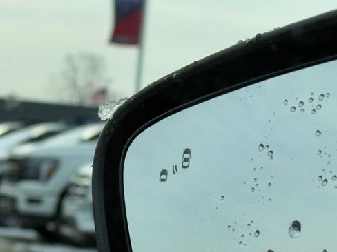 New 2026 Ford Escape SE image 7