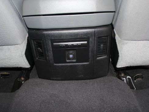 Used 2018 RAM 1500 Big Horn RWD image 18