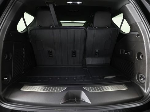 Used 2026 GMC Yukon AT4 Ultimate w/ LPO, Floor Liner Package AWD/4WD image 13