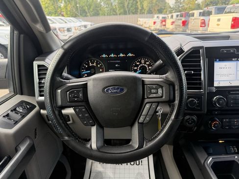 Used 2016 Ford F150 XLT w/ Equipment Group 302A Luxury AWD/4WD image 21