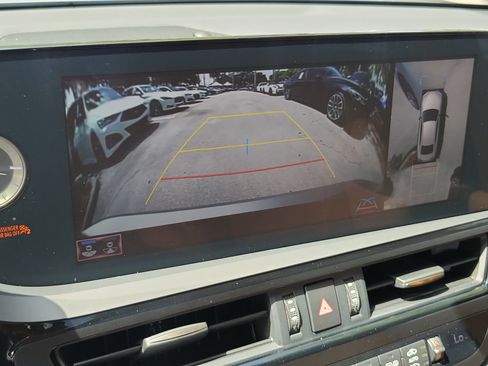 Used 2022 Lexus ES 350 Ultra Luxury w/ Accessory Package 2 FWD image 27