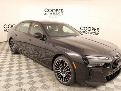 New 2026 BMW 750e xDrive