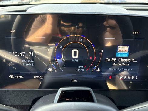New 2026 Chevrolet Traverse Z71 w/ Enhanced Driving Package AWD/4WD image 13