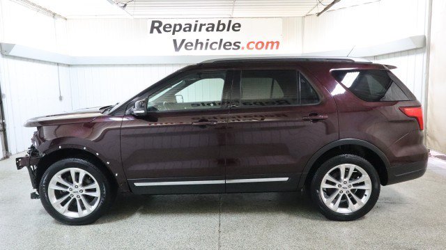 Used 2018 Ford Explorer XLT w/ Equipment Group 202A AWD/4WD image 1