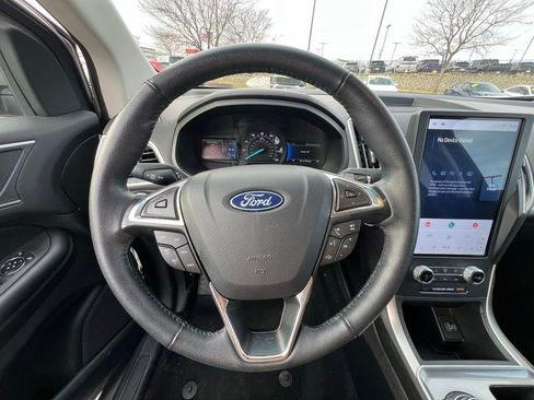 Used 2024 Ford Edge SEL image 37