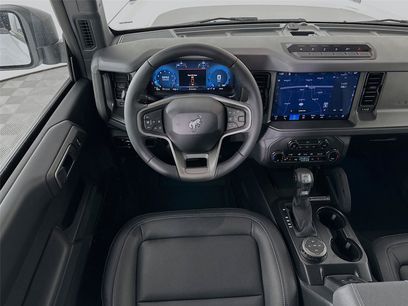 New 2026 Ford Bronco Badlands w/ Sasquatch Package