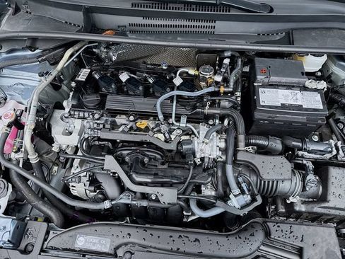 Used 2026 Toyota Corolla LE FWD image 28