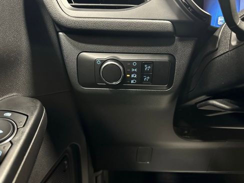 Used 2025 Ford Escape ST-Line image 17