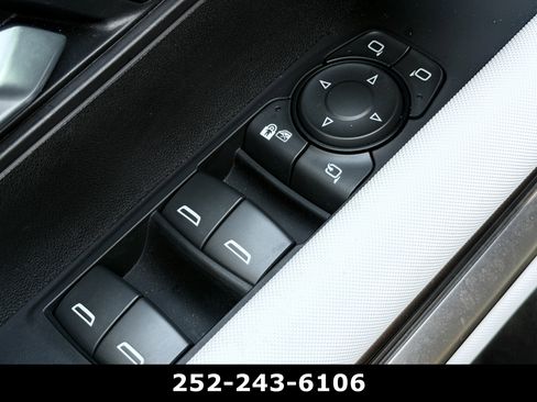 Used 2025 GMC Hummer EV 3X AWD/4WD image 30