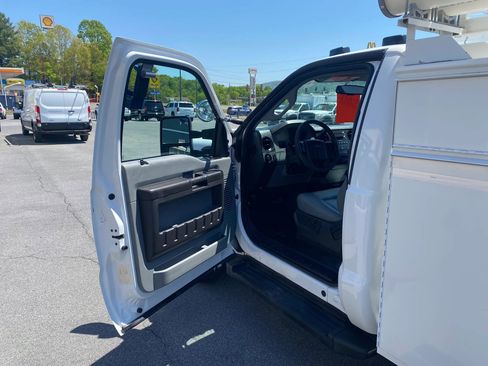 Used 2015 Ford F350 XL AWD/4WD image 8