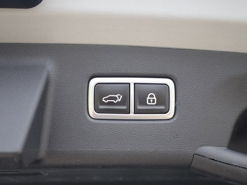 Used 2023 Kia Sorento SX FWD image 16