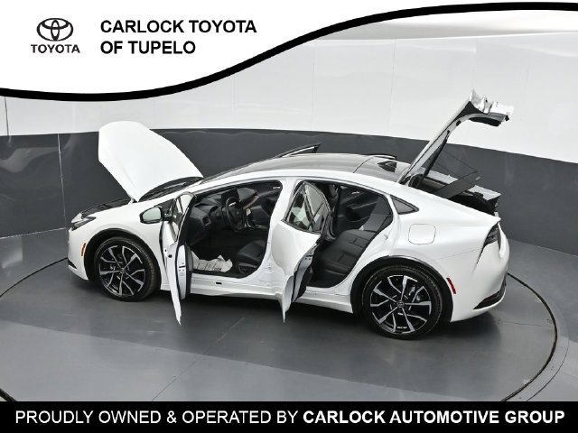 Used 2026 Toyota Prius Plug-In Hybrid FWD image 75
