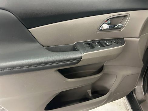 Used 2015 Honda Odyssey EX-L image 25