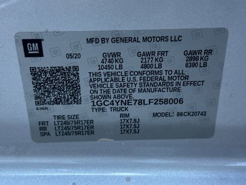 Used 2020 Chevrolet Silverado 2500 LT w/ All Star Edition image 29