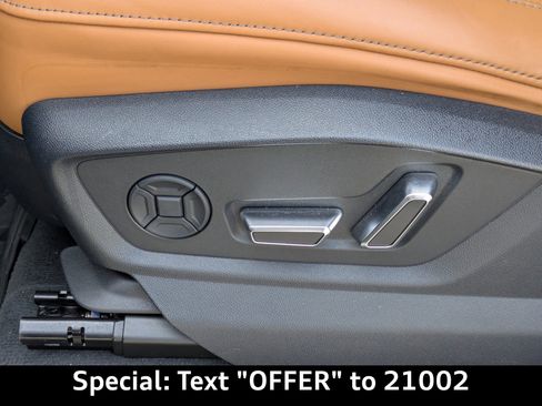 Certified 2023 Audi RS Q8 w/ Black Optic Package AWD/4WD image 19