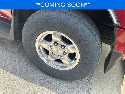 Used 2002 Toyota 4Runner SR5 AWD/4WD image 5