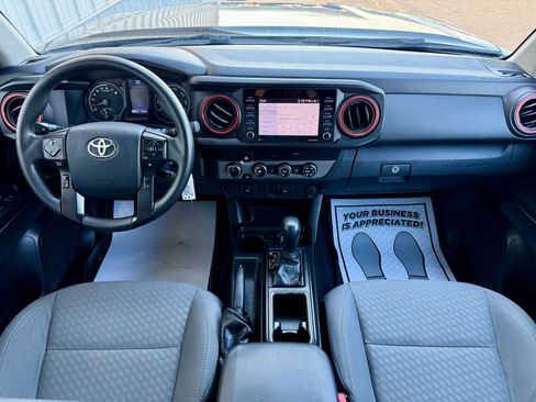 Used 2020 Toyota Tacoma SR image 32