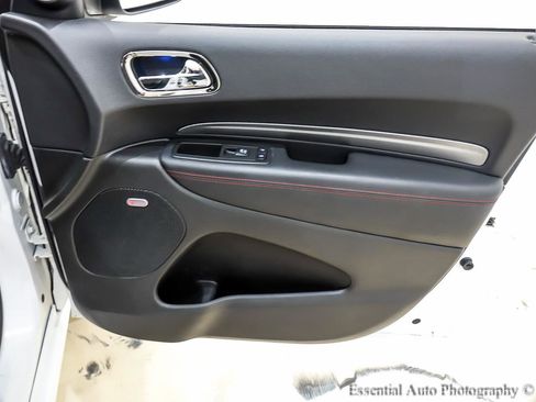 Used 2018 Dodge Durango R/T image 31