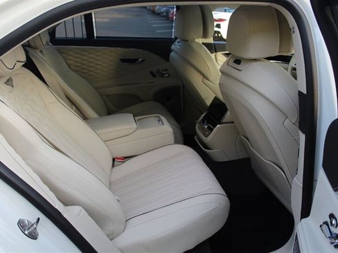 Used 2021 Bentley Flying Spur W12 AWD/4WD image 33