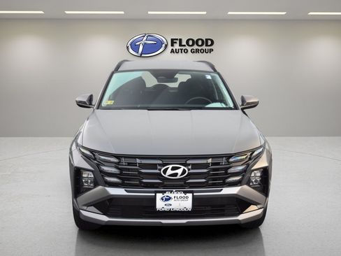 Used 2025 Hyundai Tucson SEL AWD/4WD image 2