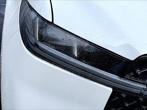 Used 2025 Lincoln Navigator L Reserve w/ Jet Appearance Package image 28