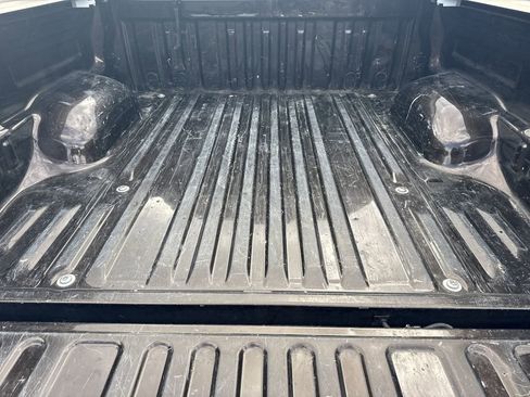 Used 2019 Toyota Tundra Limited image 18