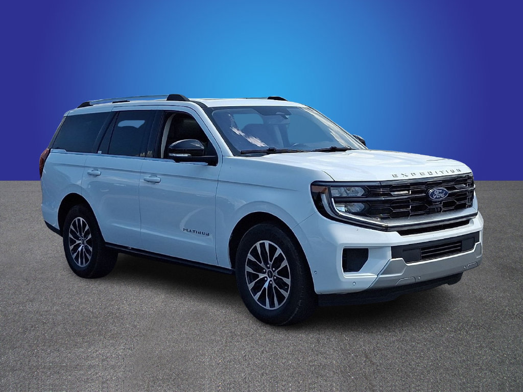 Used 2025 Ford Expedition Platinum AWD/4WD image 3