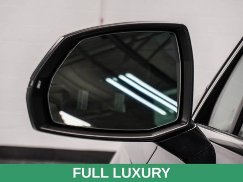 Used 2018 Audi Q7 3.0T Premium Plus w/ Premium Plus Package AWD/4WD image 17