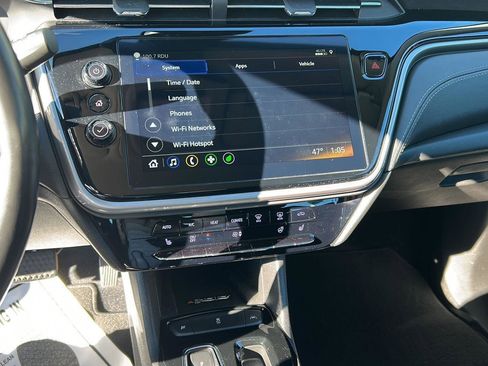 Used 2022 Chevrolet Bolt EUV LT w/ Comfort Package image 15