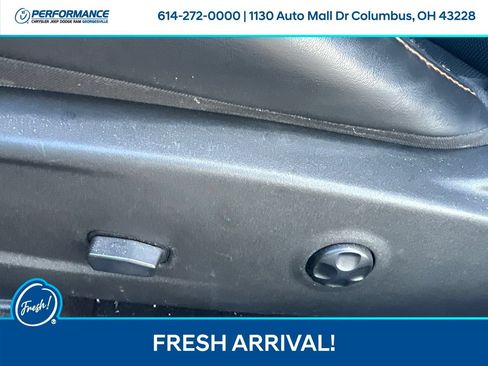 Used 2016 Dodge Challenger R/T Scat Pack RWD image 16