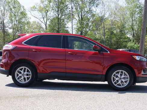 Used 2024 Ford Edge SEL image 6