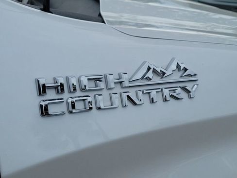 Certified 2025 Chevrolet Silverado 1500 High Country w/ High Country Premium Package image 7