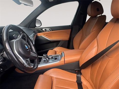 Used 2021 BMW X5 xDrive40i w/ M Sport Package image 8
